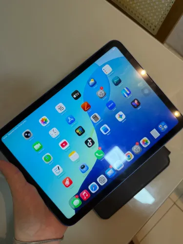 iPad 10 64 GB Seminovo