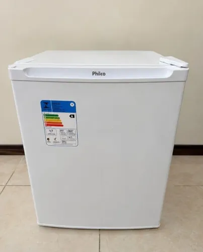 Frigobar Philco 220V Branco - Em ótimo estado!