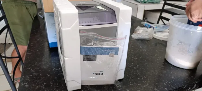 Máquina de fazer gelo EOS