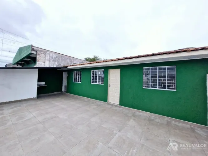 Casa para Locação de 01 Dormitório no Bairro Eucaliptos em Fazenda Rio Grande PR - Três Qu