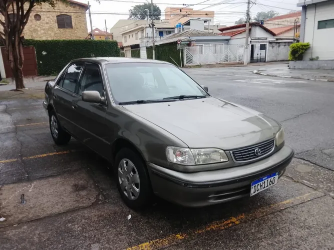 Corolla 2001 - R$ 8.500
