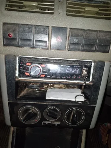 Som automotivo completo
