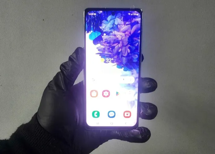 SAMSUNG GALAXY S20FE