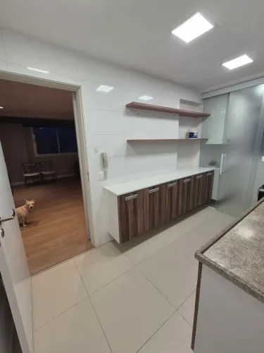 Armário Suspenso Madeirol 6 Portas + Tampo Branco + 2 Prateleiras - perfeito Estado