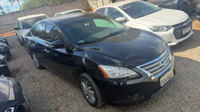 Nissan Sentra SL 2.0/ 2.0 Flex Fuel 16V Aut. 2016