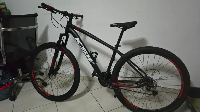 Bike Ksw aro 29 Câmbios Shimano Vermelha