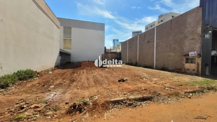 Terreno disponível para venda no bairro Saraiva em Uberlândia MG