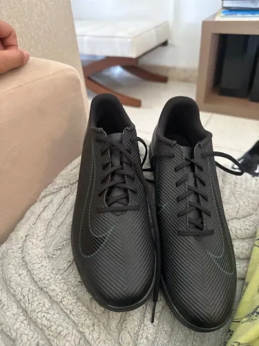 Chuteira Nike futsal preta 41/42