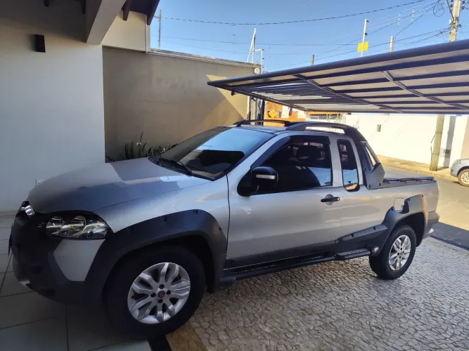 Fiat Strada Adventure 1.8/ 1.8 Locker Flex CE 2013