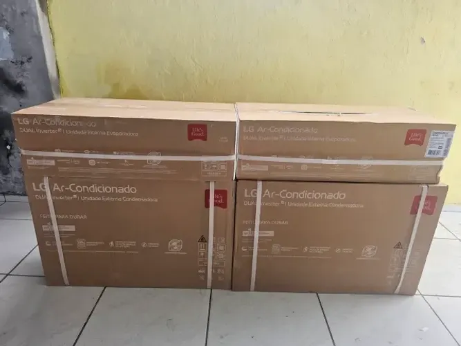 Ar-Condicionado LG Dual Inverter Voice +AI 12.000 BTU Frio 220V