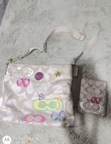 Vendo lindo conjunto de bolsa e carteira Coach Poppy