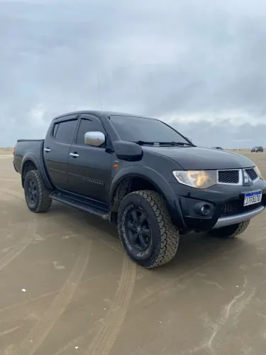 Mitsubishi L200 Triton HPE 3.2 CD TB Int.diesel AUT 2012