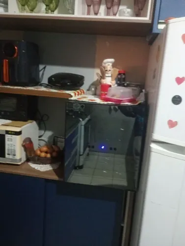 Troco ou vendo Adega Philco led 16 garrafas