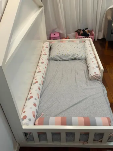 Cama Montessoriana de madeira