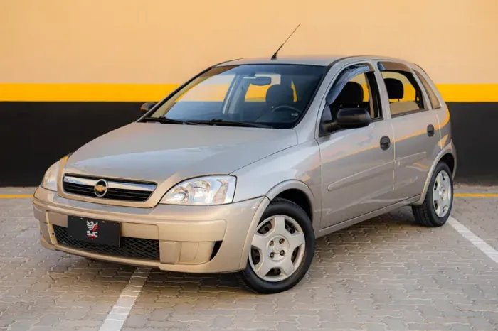 Chevrolet Corsa Hat. Premium 1.4 8V Econoflex 5P 2012
