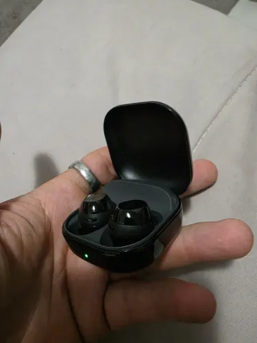 Buds core fone de ouvido 