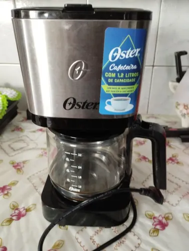 Cafeteira elétrica Oster 32 cafés(seminova)
