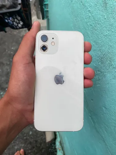 iPhone 12