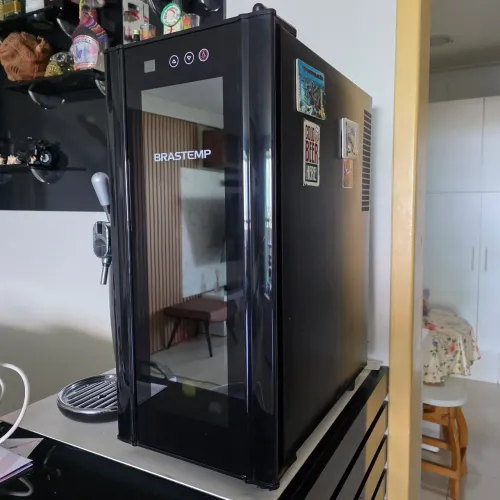 Adega refrigerada Brastemp