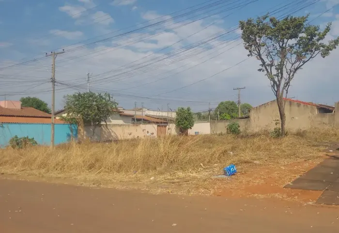 Lote Comercial 561m² à Venda no Residencial São Leopoldo Av. Anápolis - Goiânia - GO