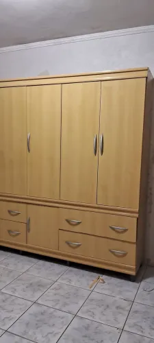 GUARDA ROUPAS