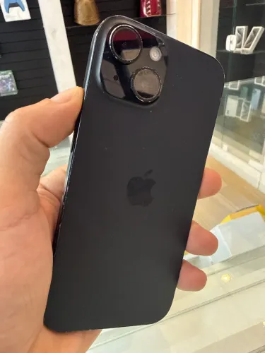 Iphone 15 128 semi preto tampa leve trinco