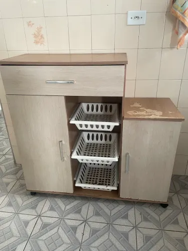 Estou doando fruteira 