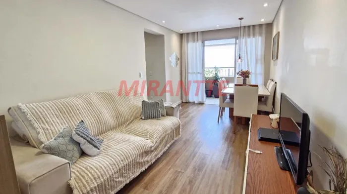 Apartamento de 68m² com 3 quartos em Jaçana