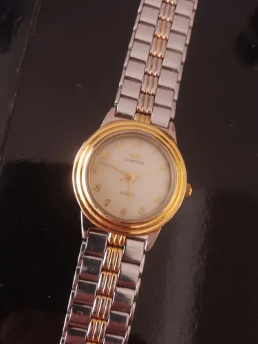 Relógio cosmos vintage feminino 