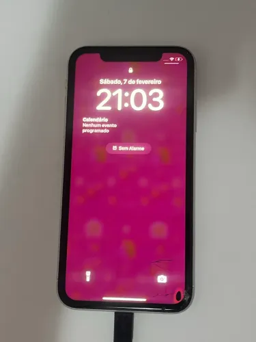 iPhone XR branco - 128 GB