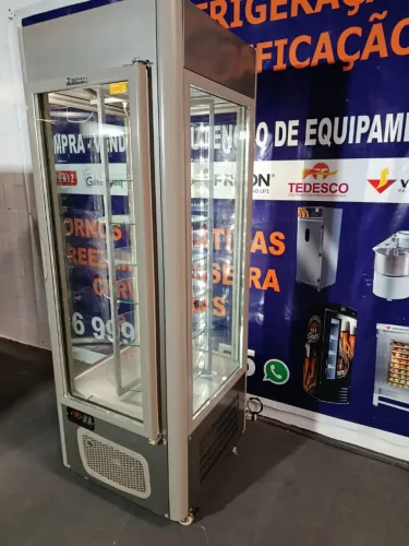 Vitrine giratória boleira expositora refrigerada Gelopar COM GARANTIA.