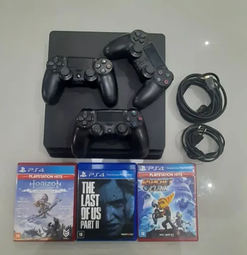 Playstation 4 Slim