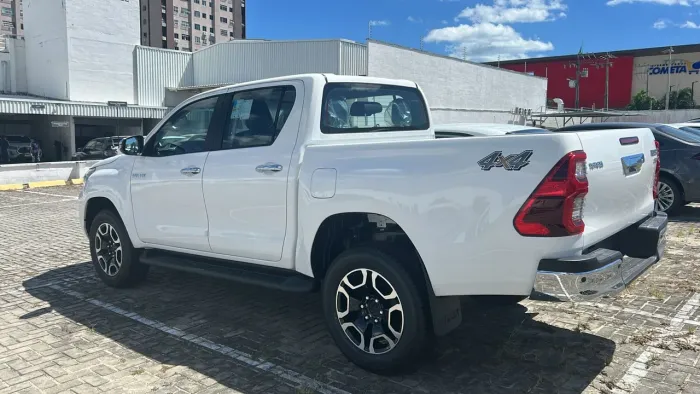 Toyota Hilux CD 4X4 2.8 Diesel Aut. 2026