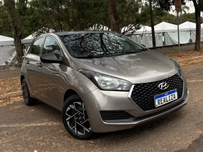 Hyundai HB20 Unique 1.0 Flex 12V Mec. 2019