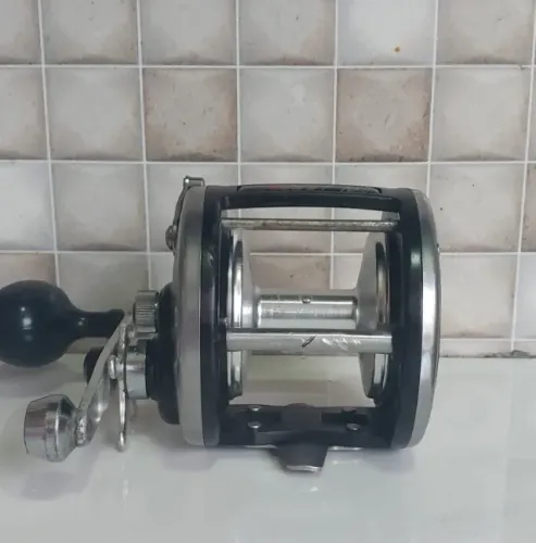 Carretilha Marine Sports Black Max50 Perfil alto