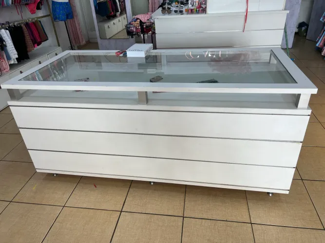Mesa para loja