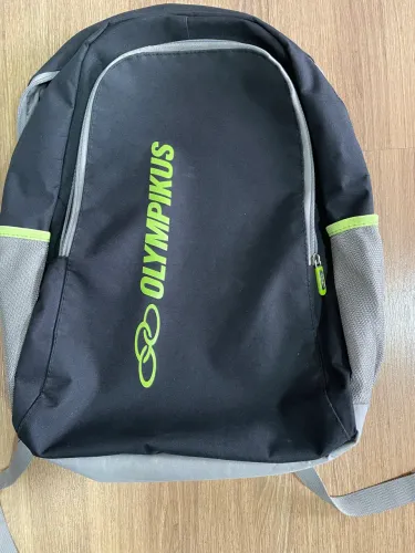 Mochila olympikus usada
