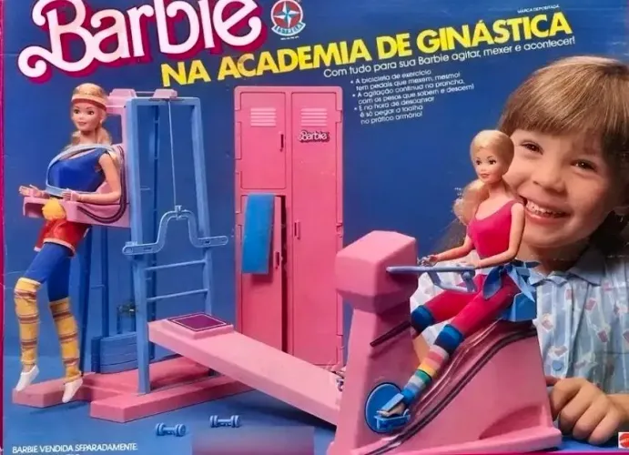 Academia de Ginástica da boneca Barbie estrela anos 90