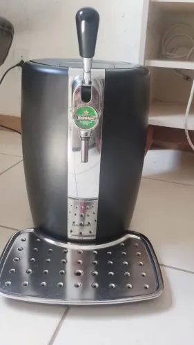 Máquina de chopp da Heineken