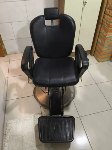 CADEIRA DE BARBEIRO