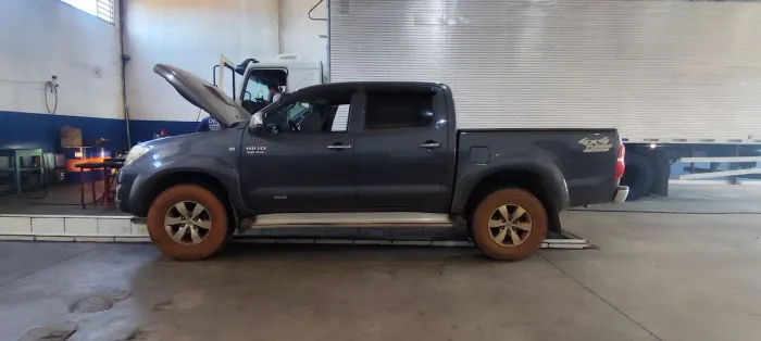 Toyota Hilux CD SRV D4-d 4X4 3.0 TDI Dies 2009