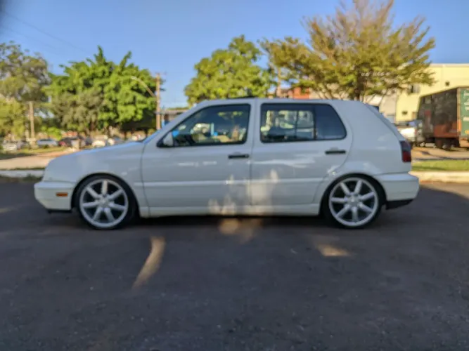 Volkswagen Golf GLX 2.0 4P 1998