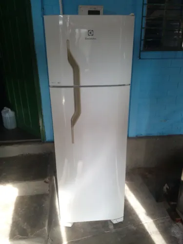 Vendo geladeira Electrolux Duplex DC 35A