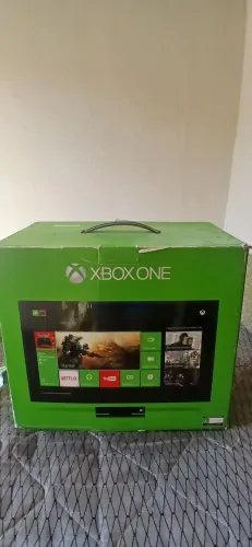 XBOX ONE COMPLETO (PRECISA TROCAR A FONTE)