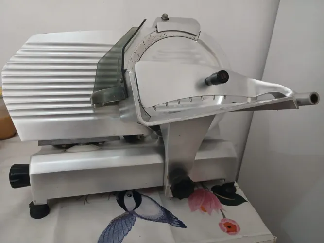 Cortador de frios