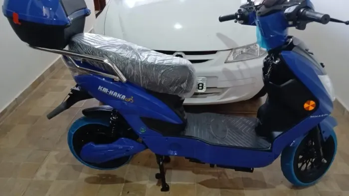 Scooter Elétrica KM-HAKA Minasol - 0 KM