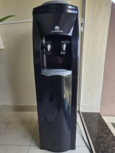 BEBEDOURO PRETO  INOX PARA GALÃO COM MOTOR DE COLUNA K30