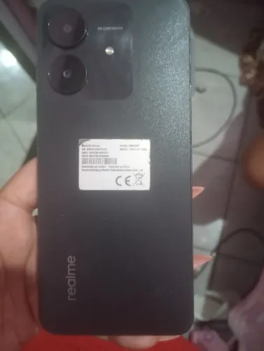 Celular semi-novo 