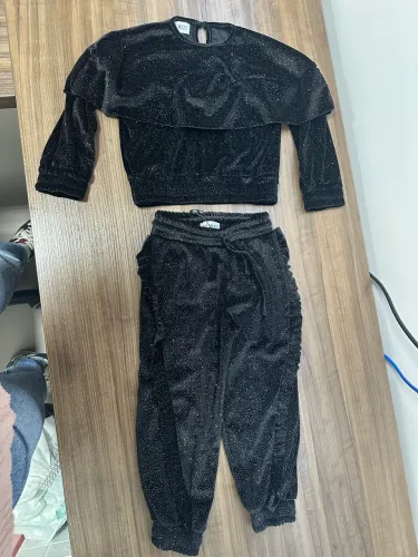 Conjunto menina tamanho 2 nunca usado