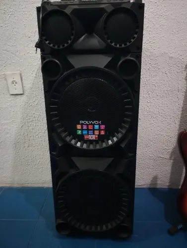 Vendo Caixa de Som Polyvox 4000W RMS